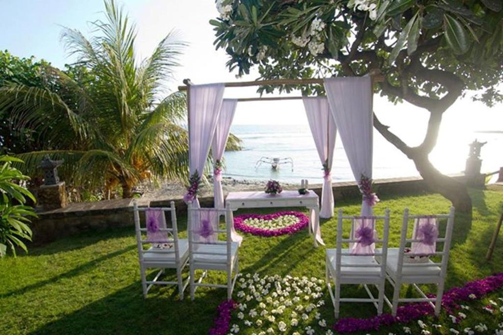 Relax Beach Resort Candidasa: Epic 9 Stay Wins